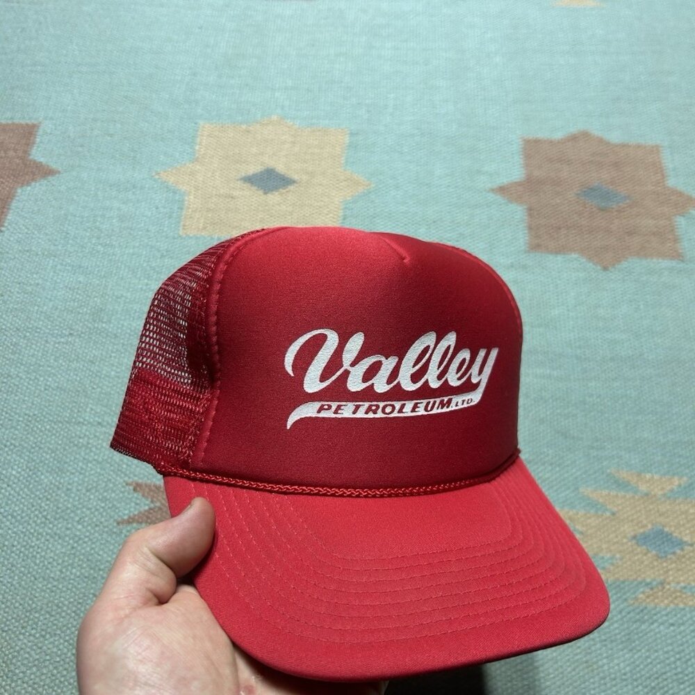 Vintage trucker hat mesh cap valley petroleum Michigan red spell out script snap
